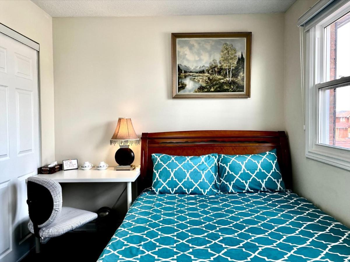 77 Nice And Warm Series Rooms โตรอนโต ภายนอก รูปภาพ