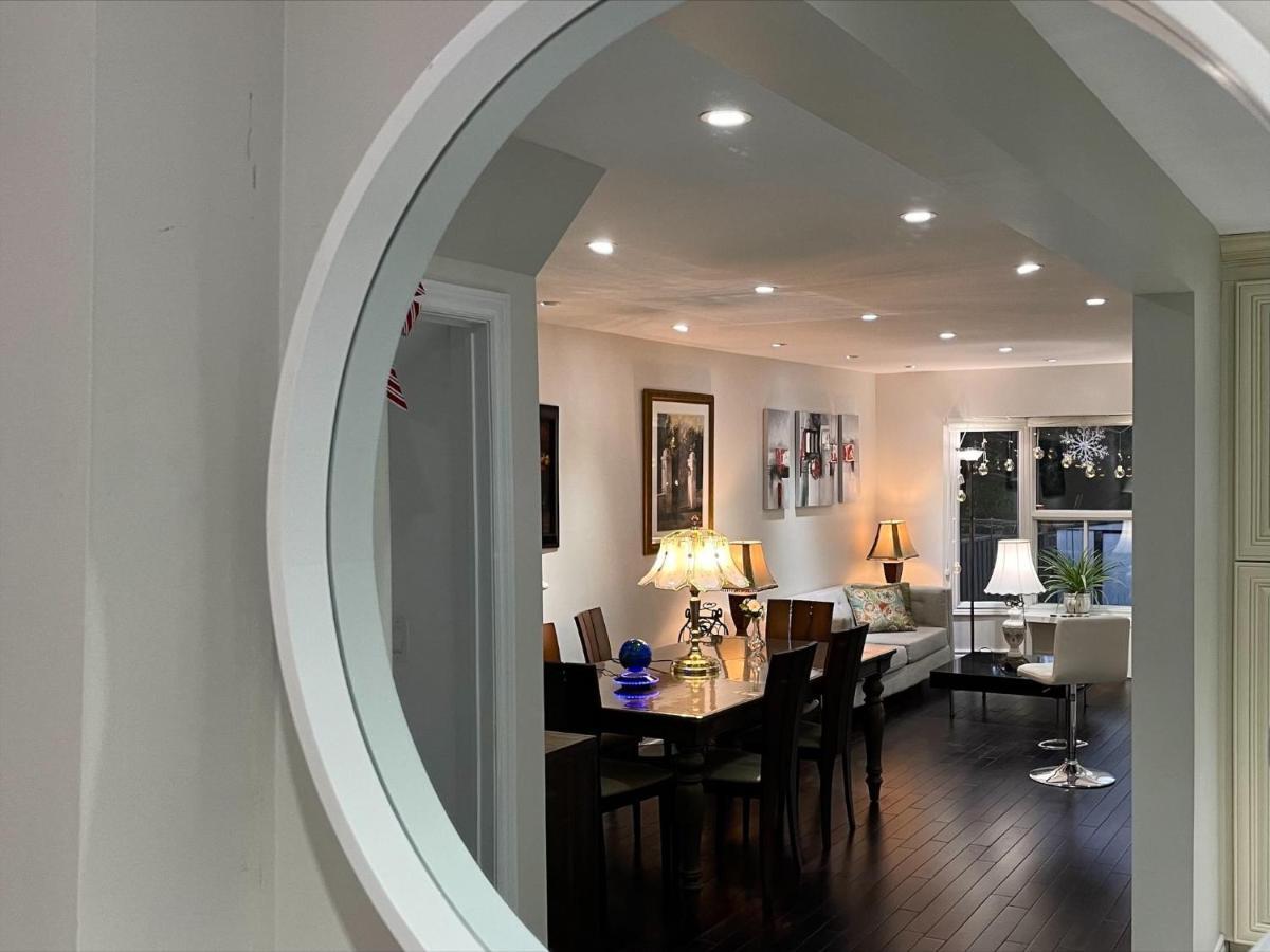 77 Nice And Warm Series Rooms โตรอนโต ภายนอก รูปภาพ