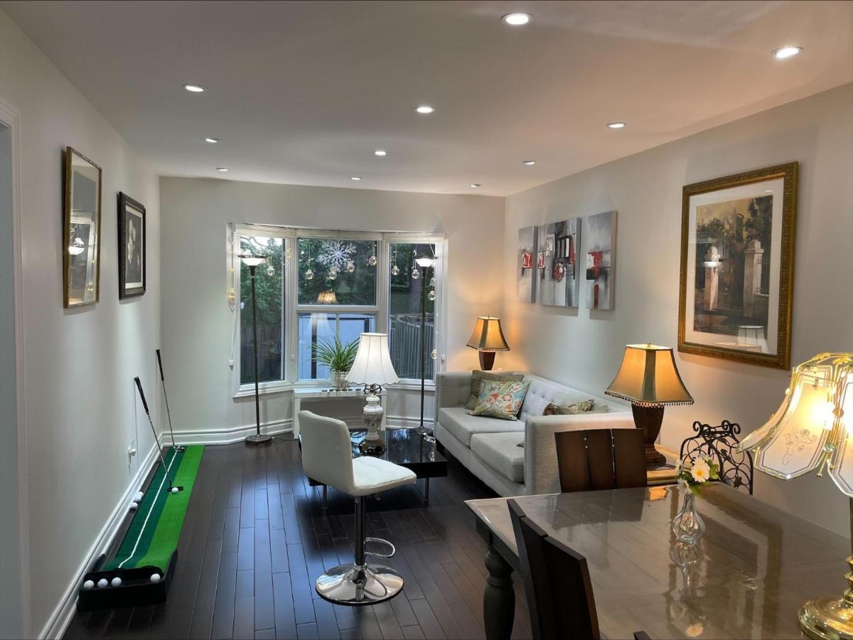 77 Nice And Warm Series Rooms โตรอนโต ภายนอก รูปภาพ